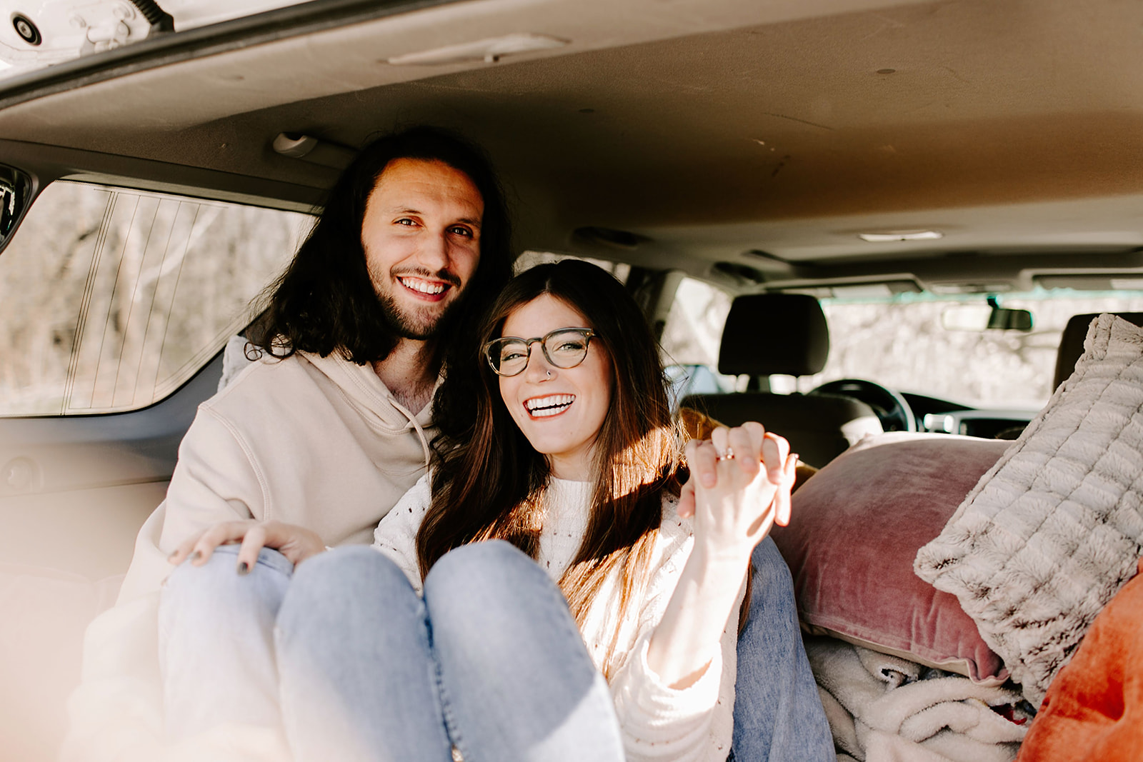 Couples-session-car-Indianapolis-10.jpg