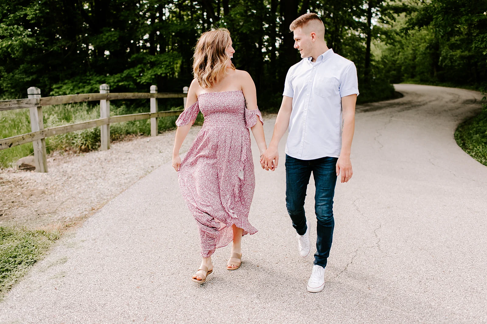 Casie_and_Sean_Maternity_session_at_cool_creek_park_in_Carmel_Indiana_by_Emily_Wehner-159.jpg