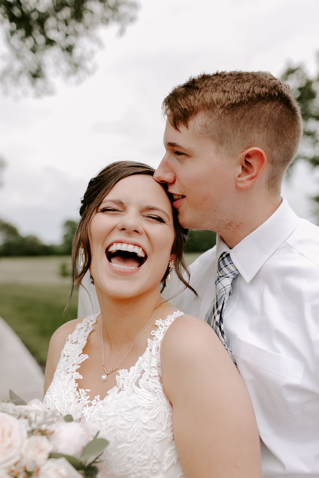 Kendra_and_Mattew_Indiana_Wedding_by_Emily_Wehner-274.jpg