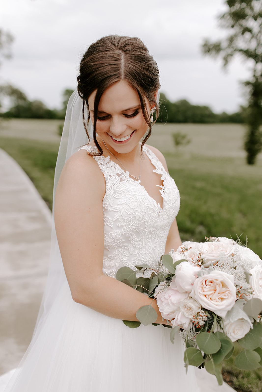 Kendra_and_Mattew_Indiana_Wedding_by_Emily_Wehner-345.jpg