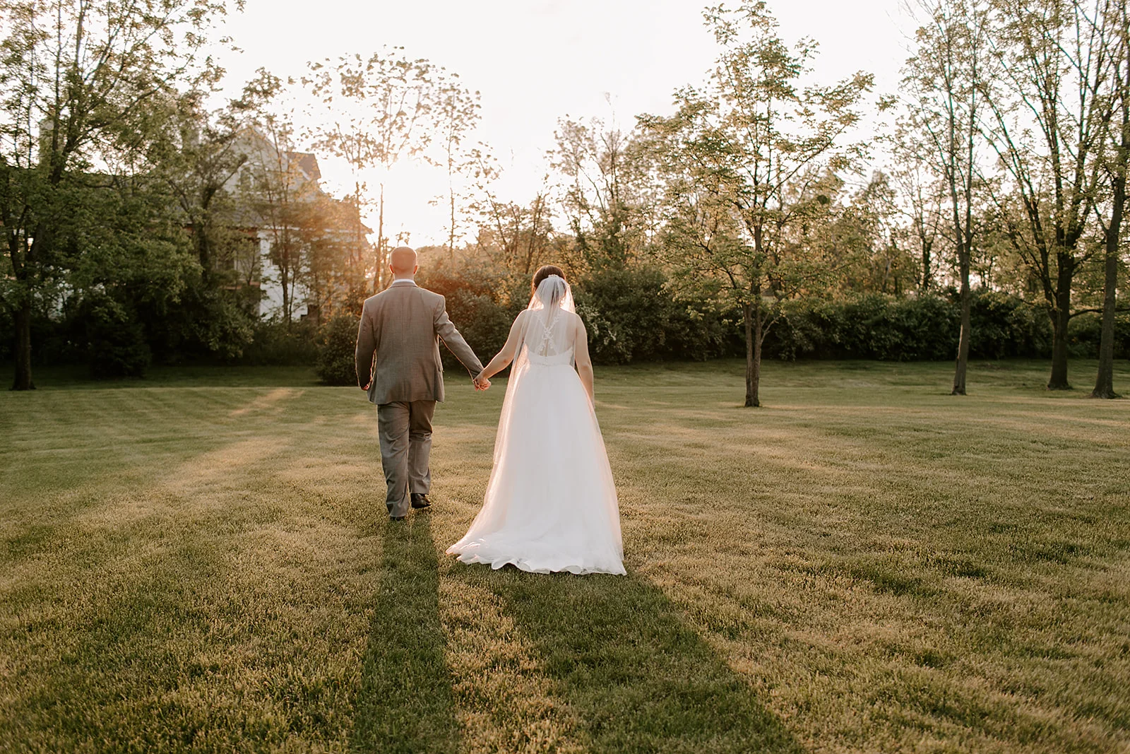 Kendra_and_Mattew_Indiana_Wedding_by_Emily_Wehner-907.jpg