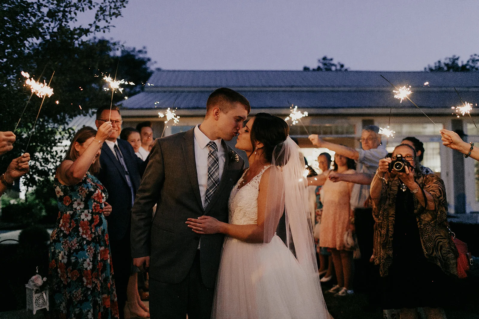 Kendra_and_Mattew_Indiana_Wedding_by_Emily_Wehner-1038.jpg