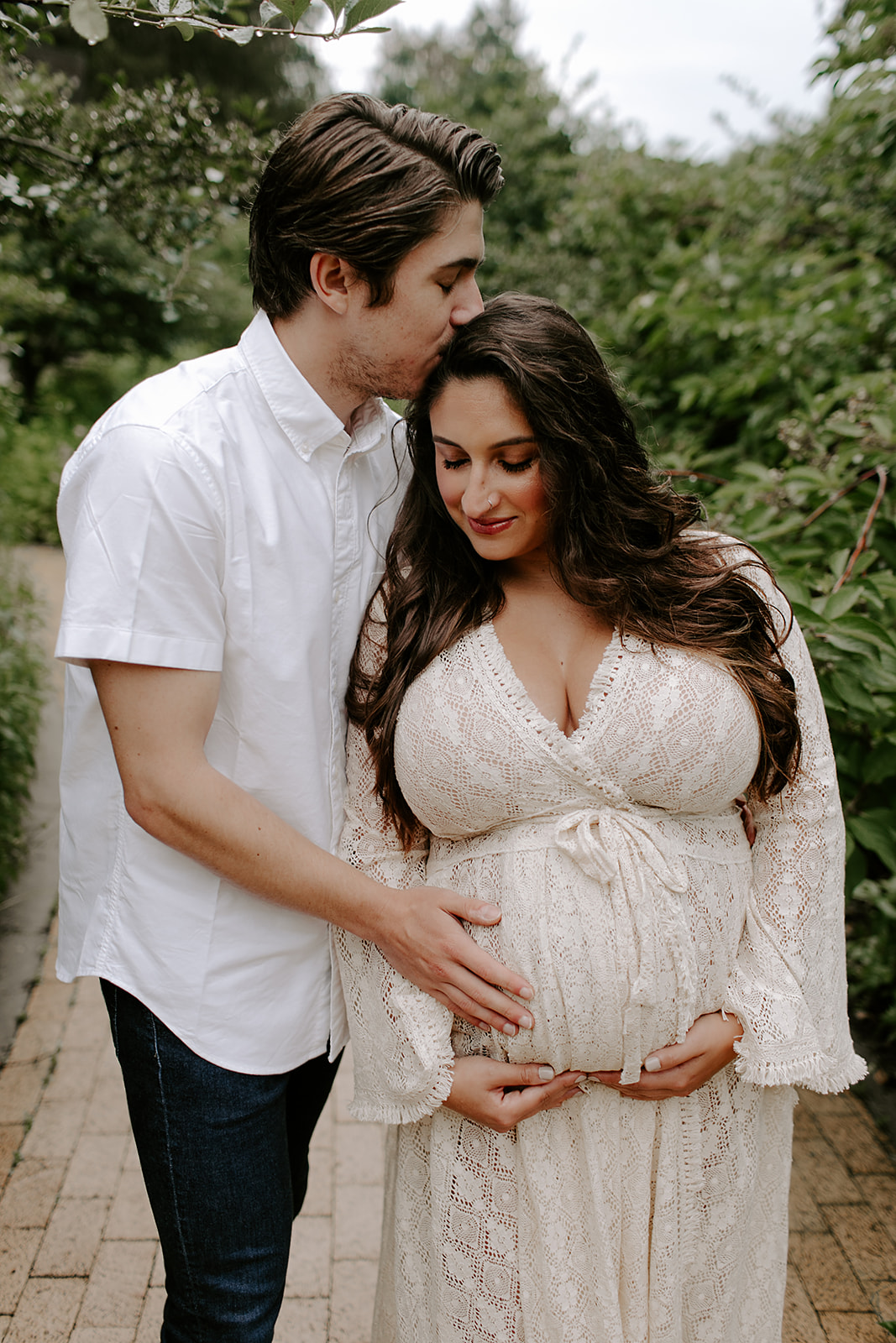 Indianapolis outdoor Maternity Session by Emily Elyse Wehner Photography