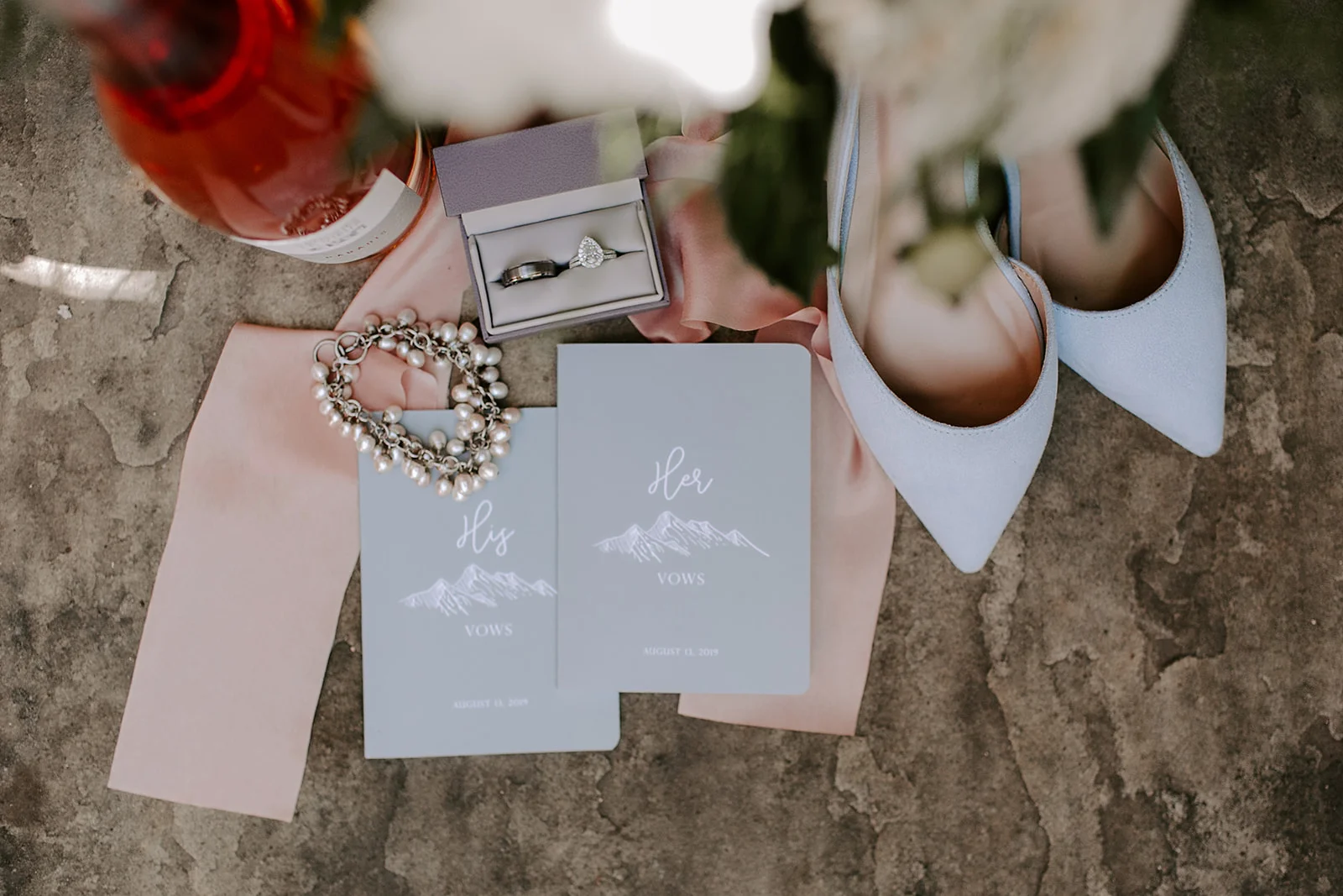 Wedding details inspiration including paper good and invites, wedding rings, wedding notes and jewellery | Photography by Emily Elyse Wehner, indiana based wedding photographer