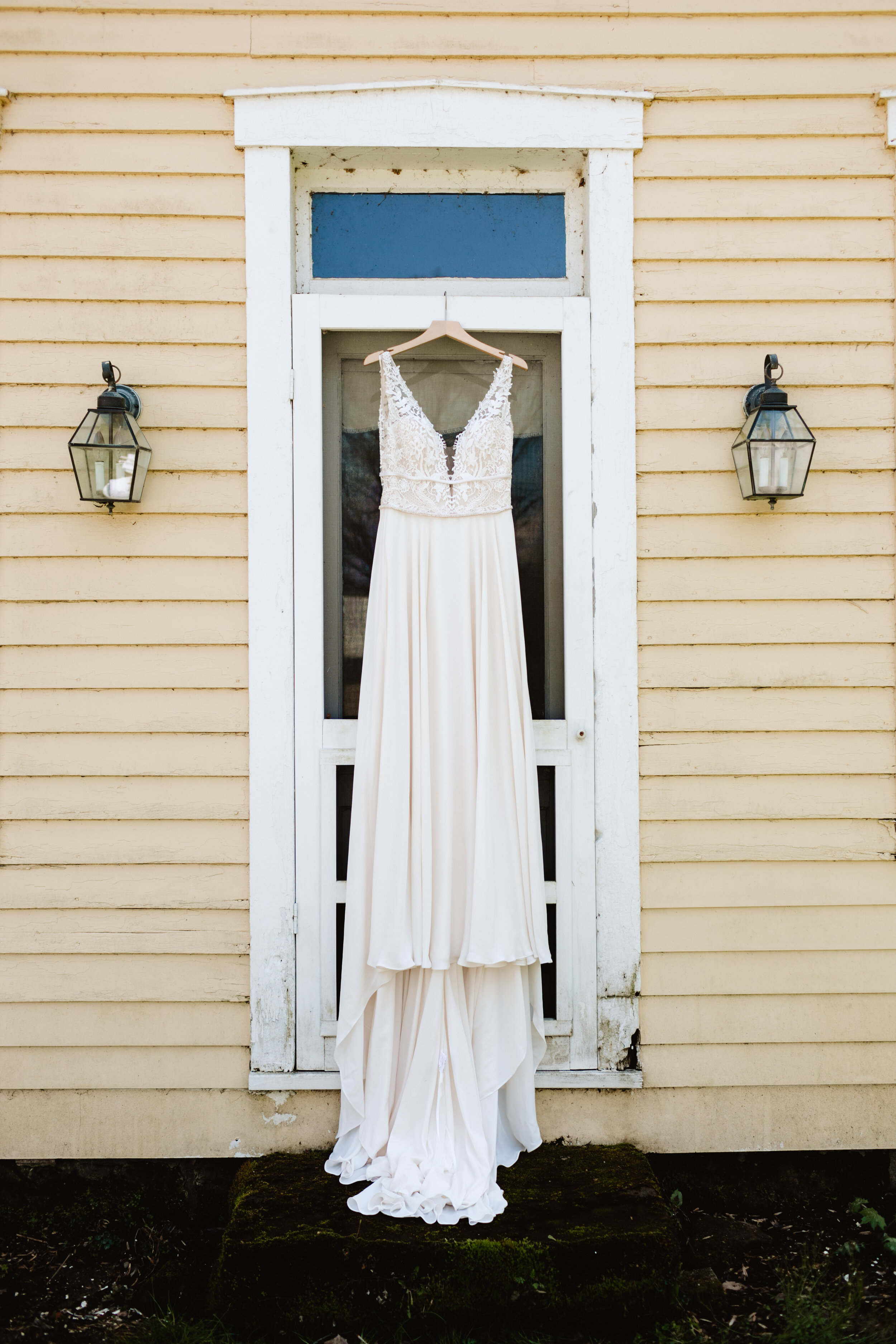 Maggie and Chris_ Covid-19 elopement_ Indiana elopment_ Emily Wehner Photography-32.jpg