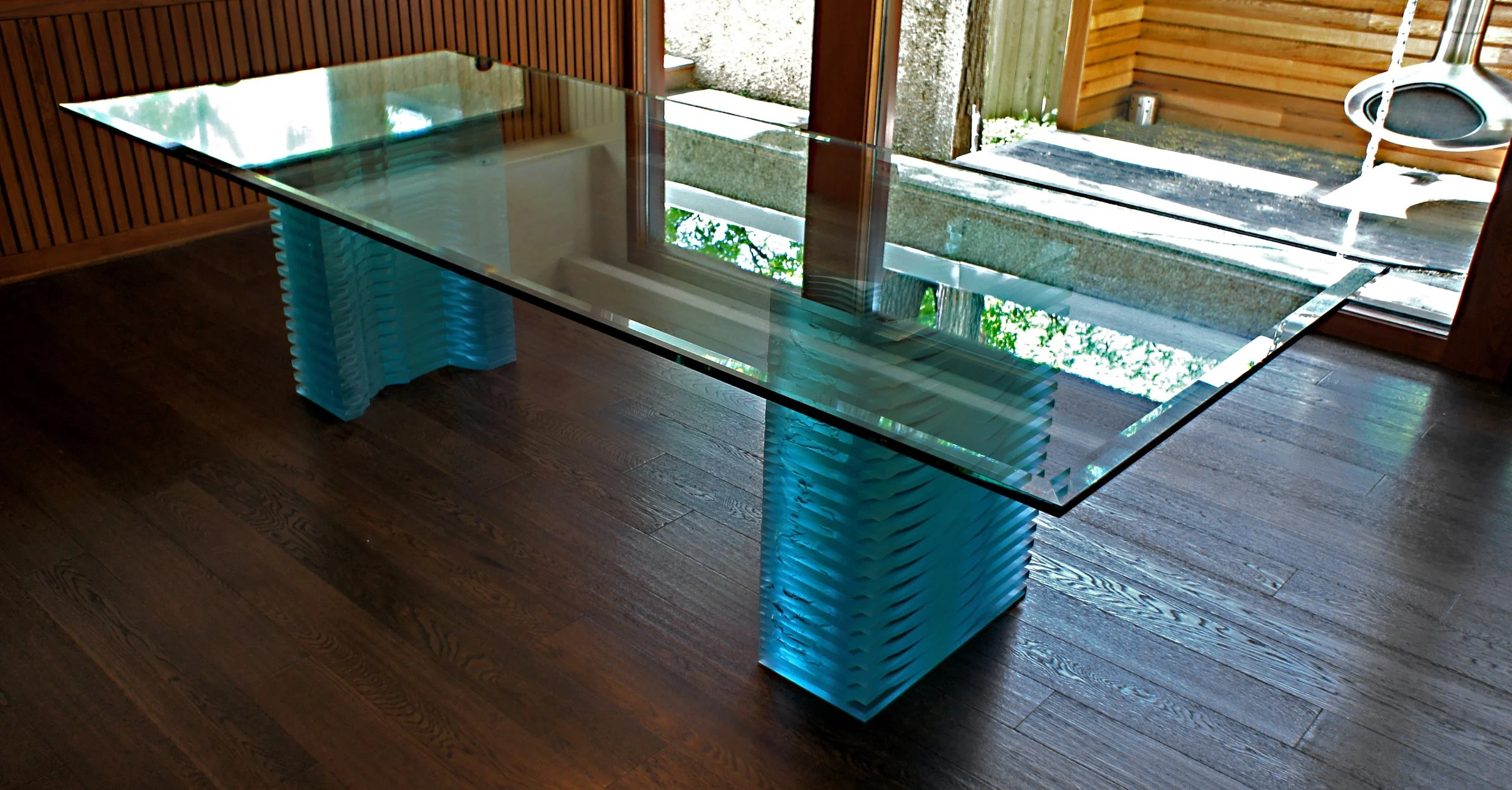 1. Luminatta Table.jpg