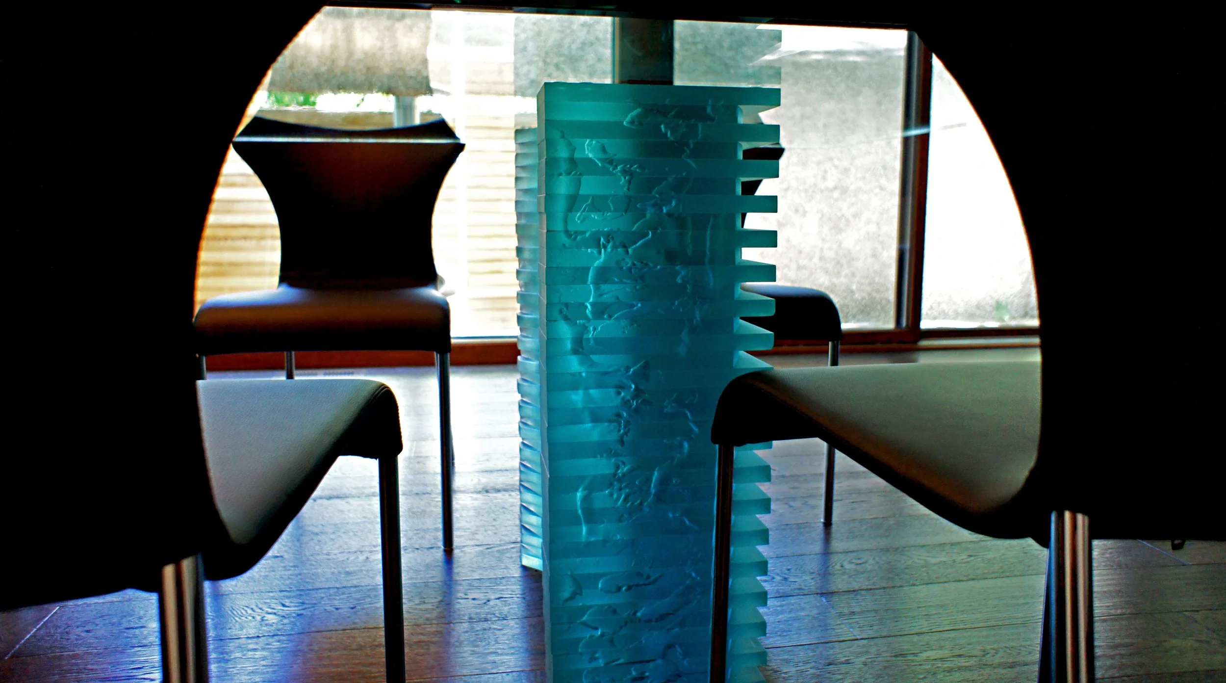 5. Luminatta Table (detail2).jpg