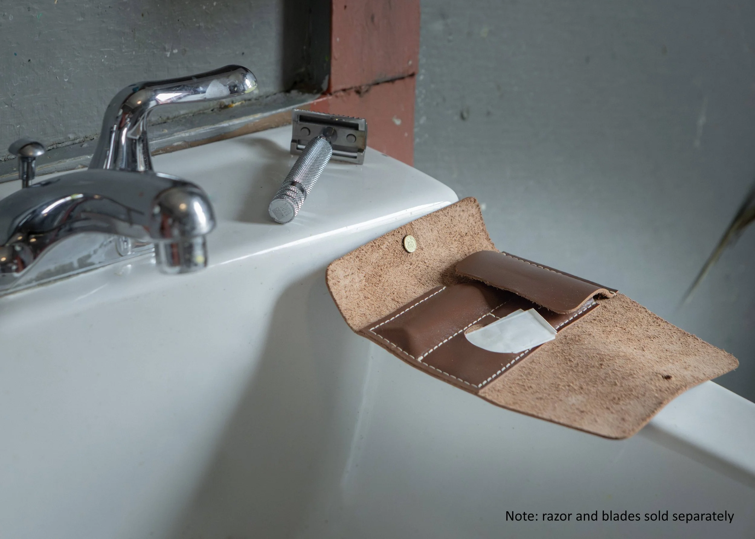 WR Travel Pouch (10)_Note.jpg