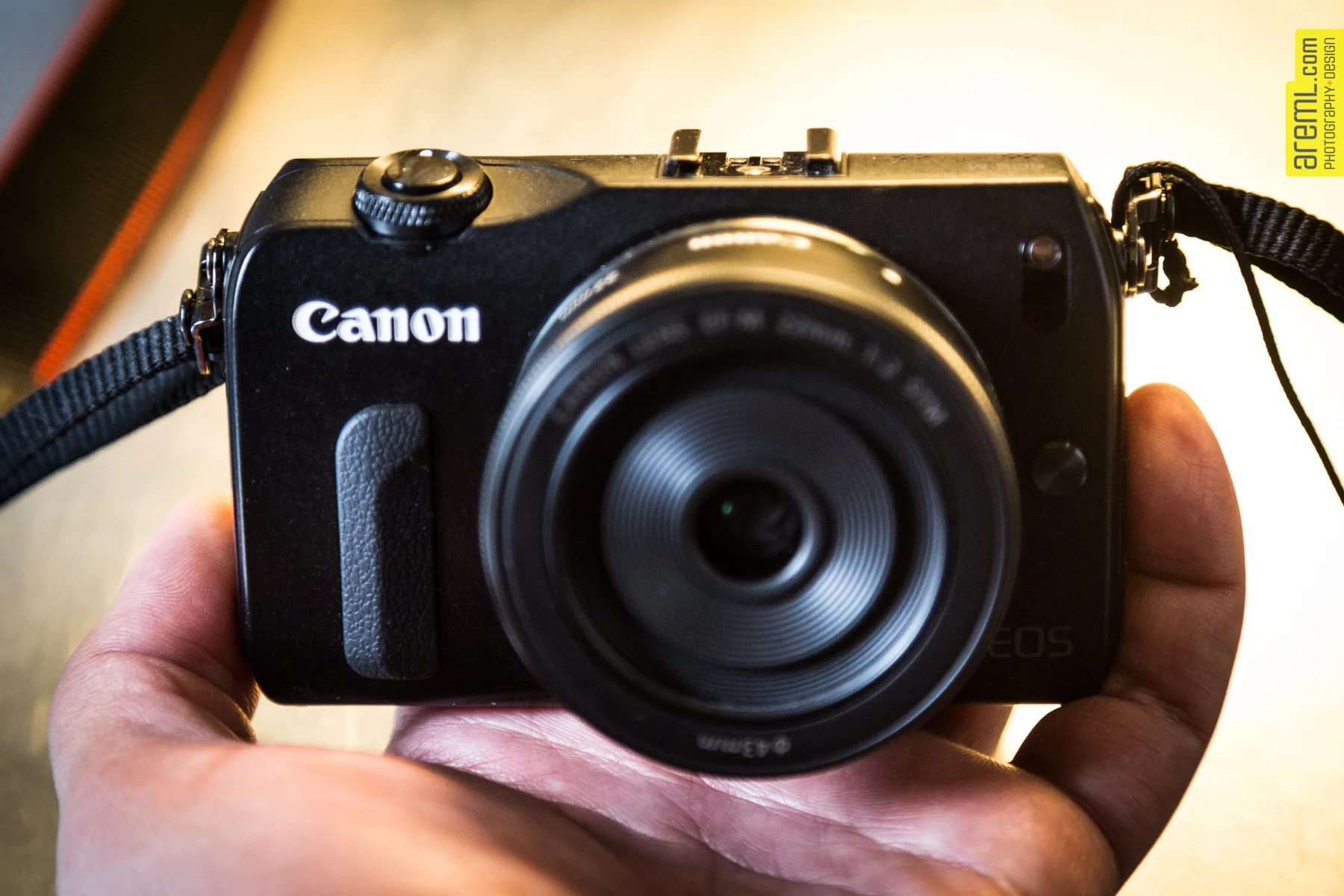 So I bought the Canon EOS M, here's my review (Part 1)