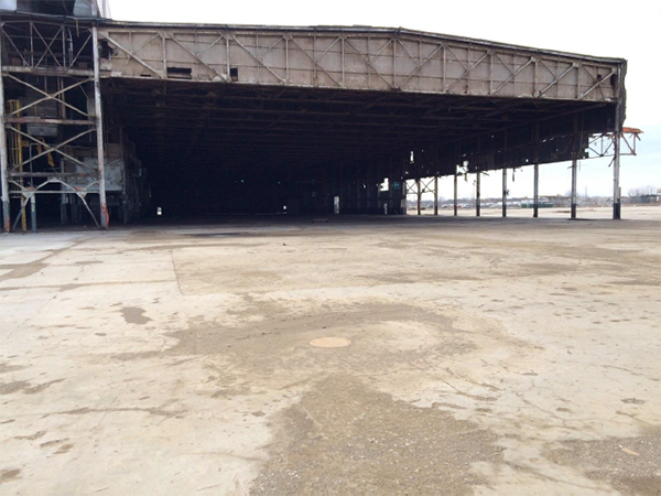 The saved portion of the Willow Run Bomber Plant, after demolition of the remainder of the plant, but before the commencement of restoration work.