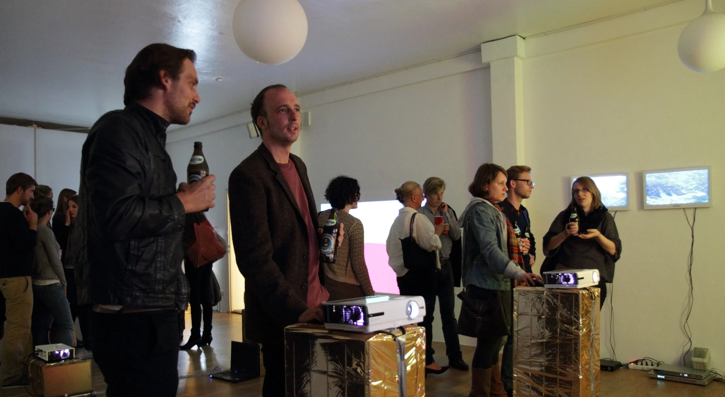  Opening / Photo (c) peer to space 