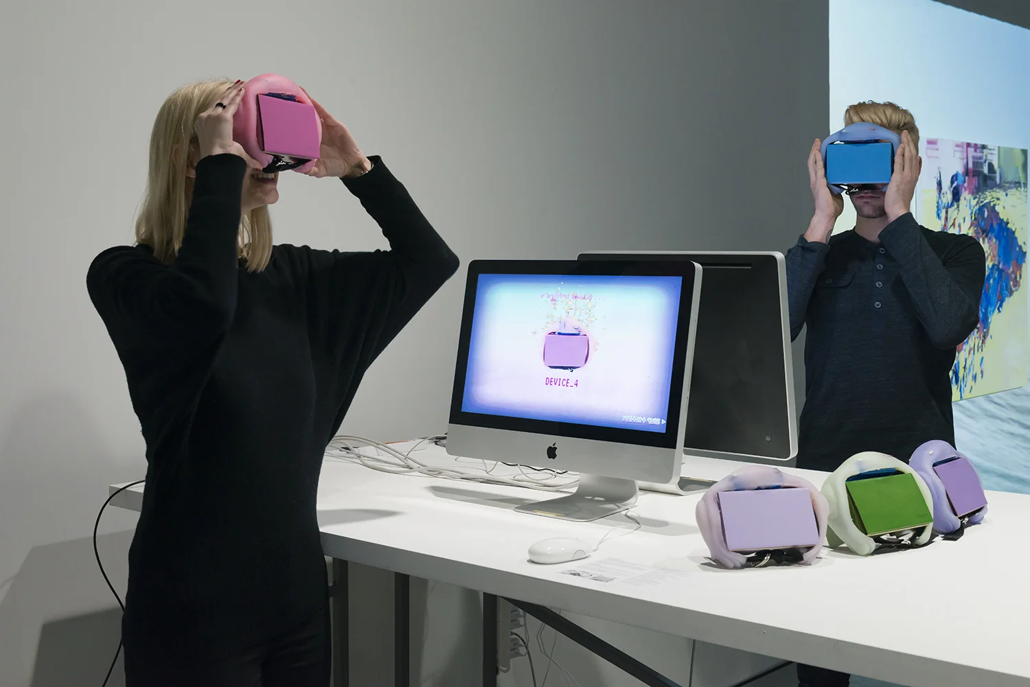 Exhibition view THE UNFRAMED WORLD at HeK Basel, artwork: Martha Hipley, Ur Cardboard Pet, 2016 (Installation view, online test and VR experience for Google Cardboard) / Photo by Franz Wamhof