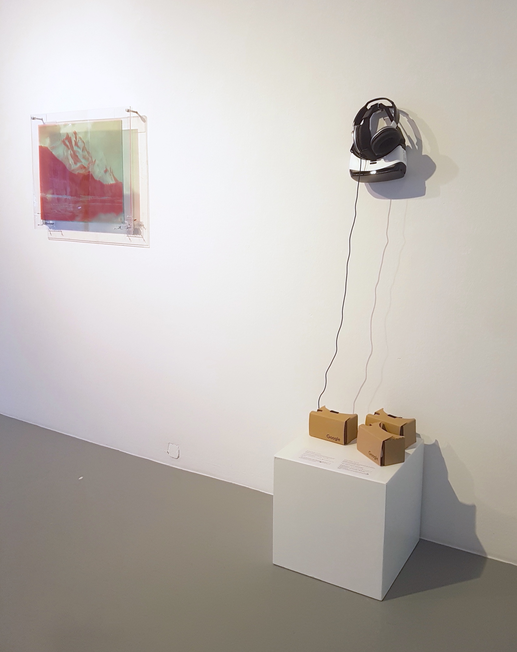 Exhibition view RESET III AND VIRTUAL REALITY, artworks by Judith Sönnicken and The Swan Collective