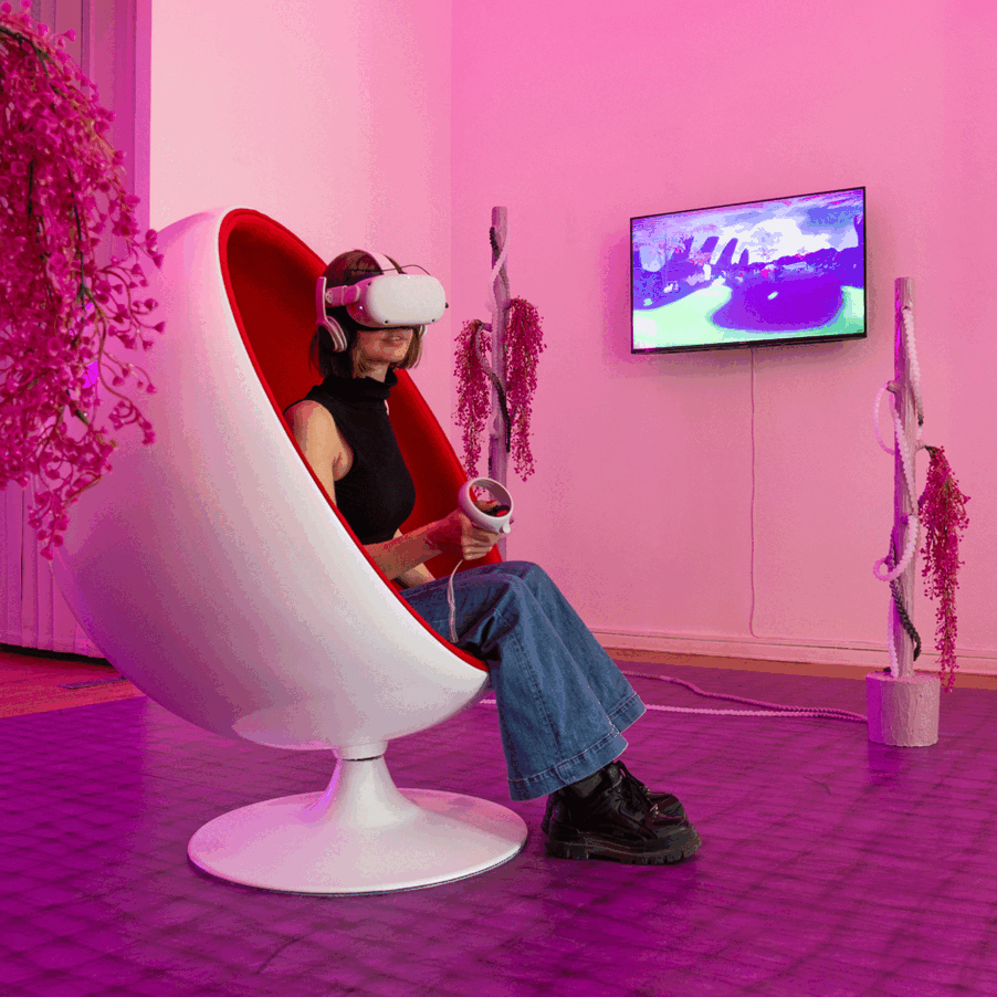 GIF Unleashed Utopias VR ART PRIZE AWARD.gif
