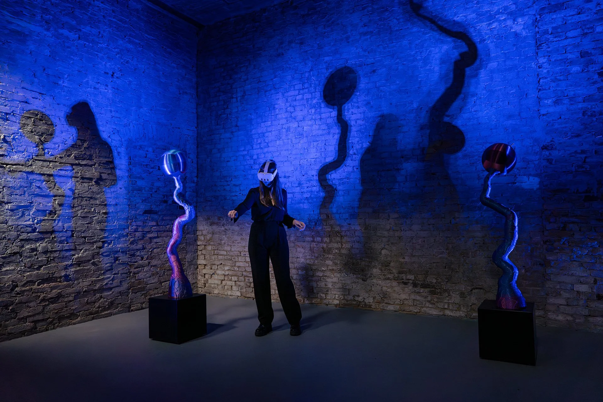 WDTROTWB_SynthiasCave-©MaxZerrahn-08691-web.jpg