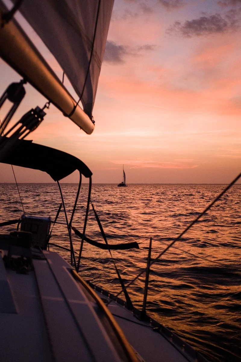 pensacola-beach-sailing-pensacola-bay-sunset.jpg