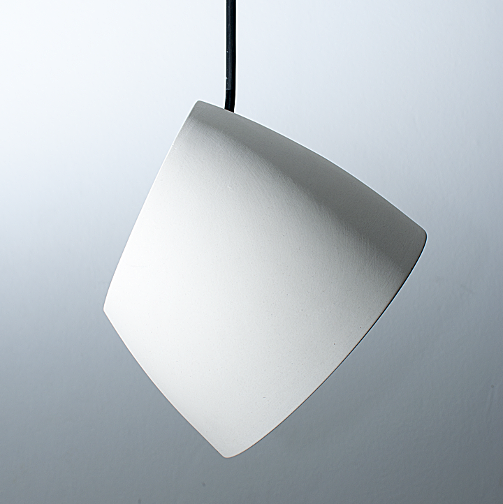 prod_lamp_white_profile.png