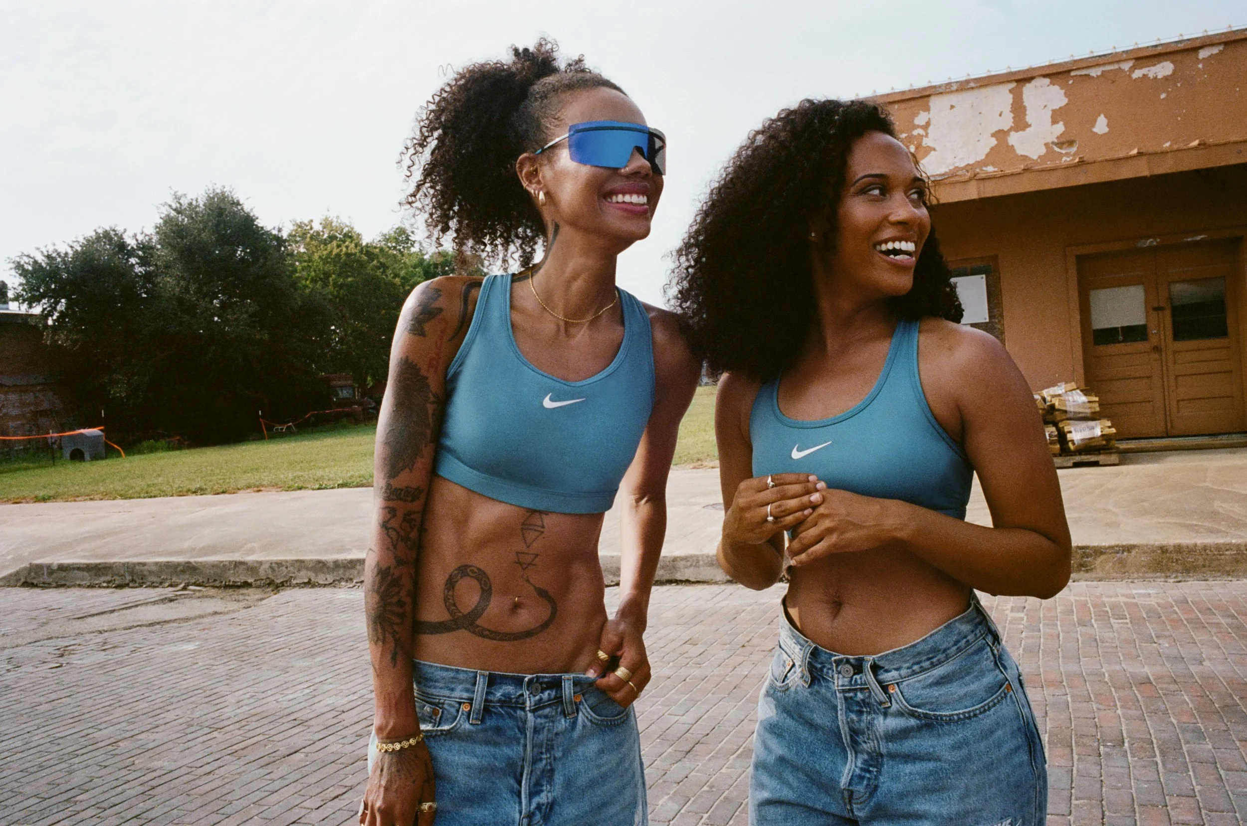Levi's x Nike - Blue Arc County “Run Club”