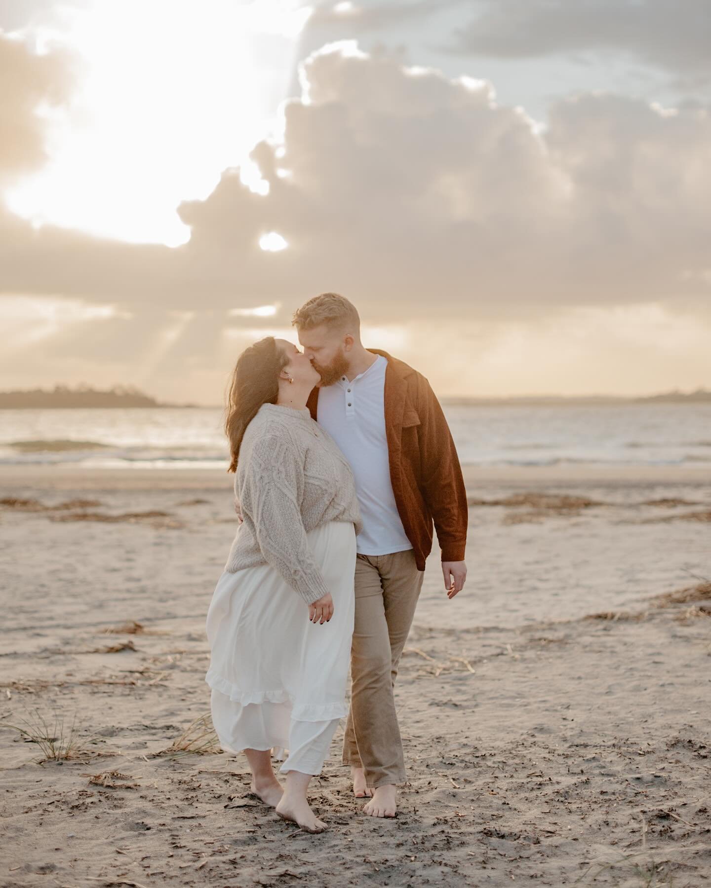 SO many galleries that I can&rsquo;t wait to share with you all. For now: a heavenly moment with Corinne &amp; Michael. This gallery goes out today 🌟