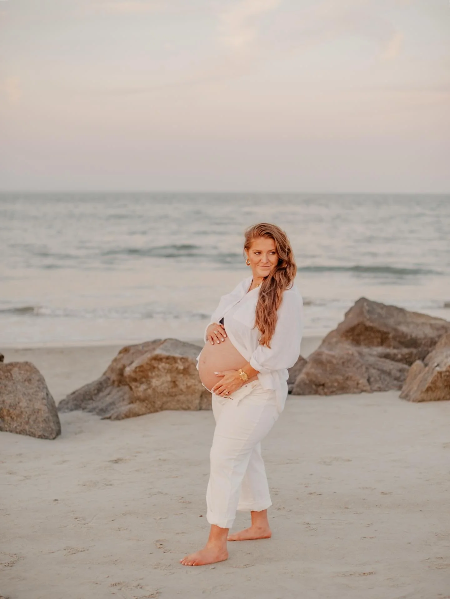 Beach baby loading!! Previews for Linny before this sweet babe arrives 🤍