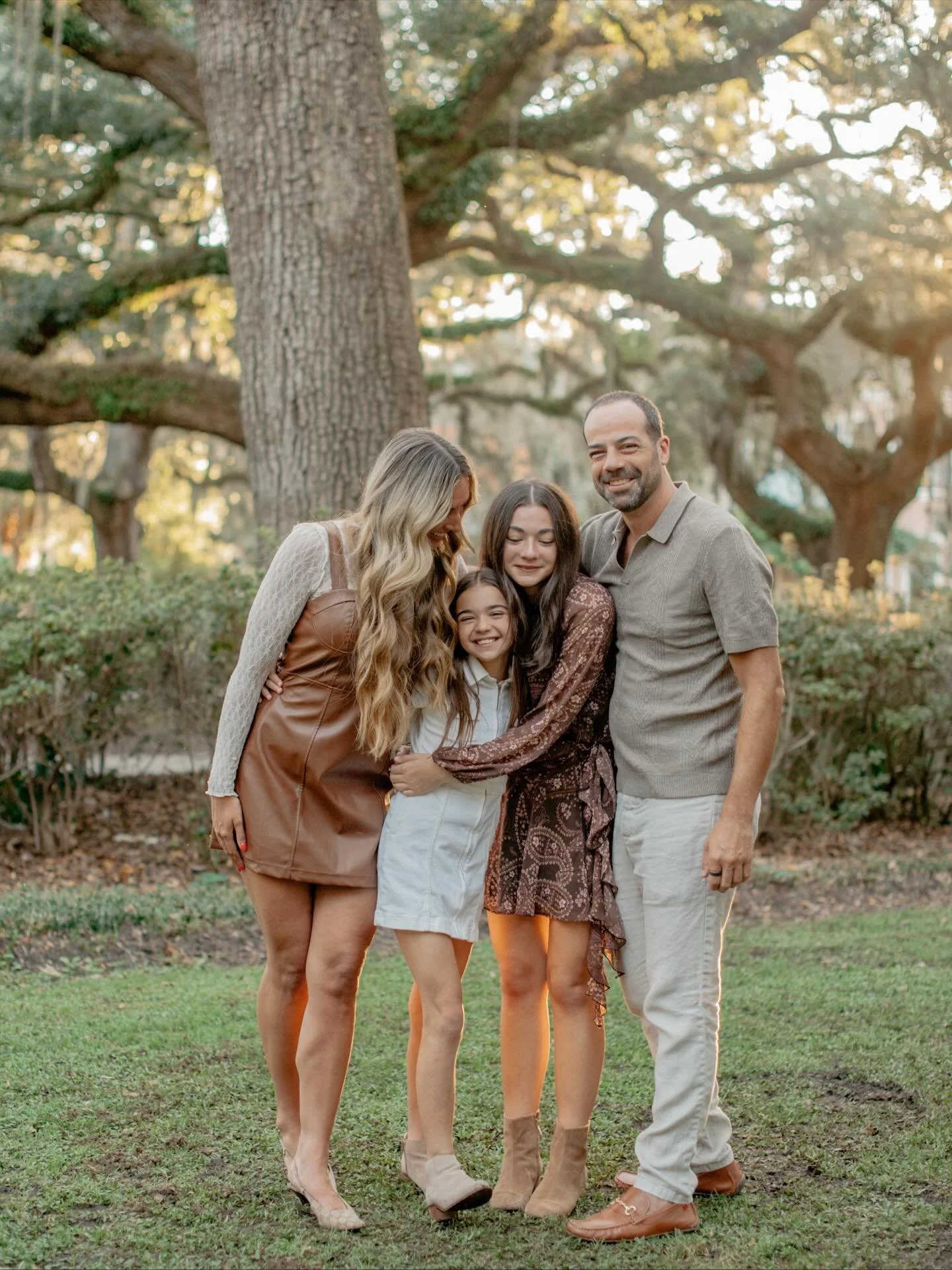 Kaleigh&rsquo;s sweet sweet crew. Had so much fun laughing with you guys&mdash; thank you thank you 🌿