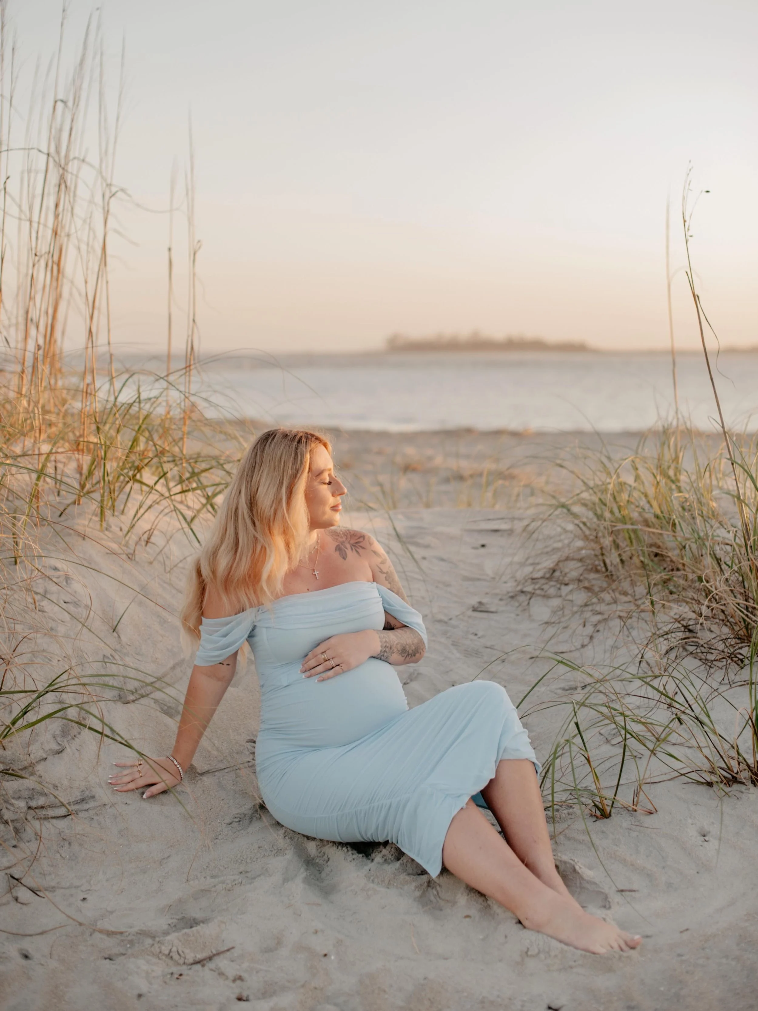 Golden hour with Ivana &amp; baby 🤍