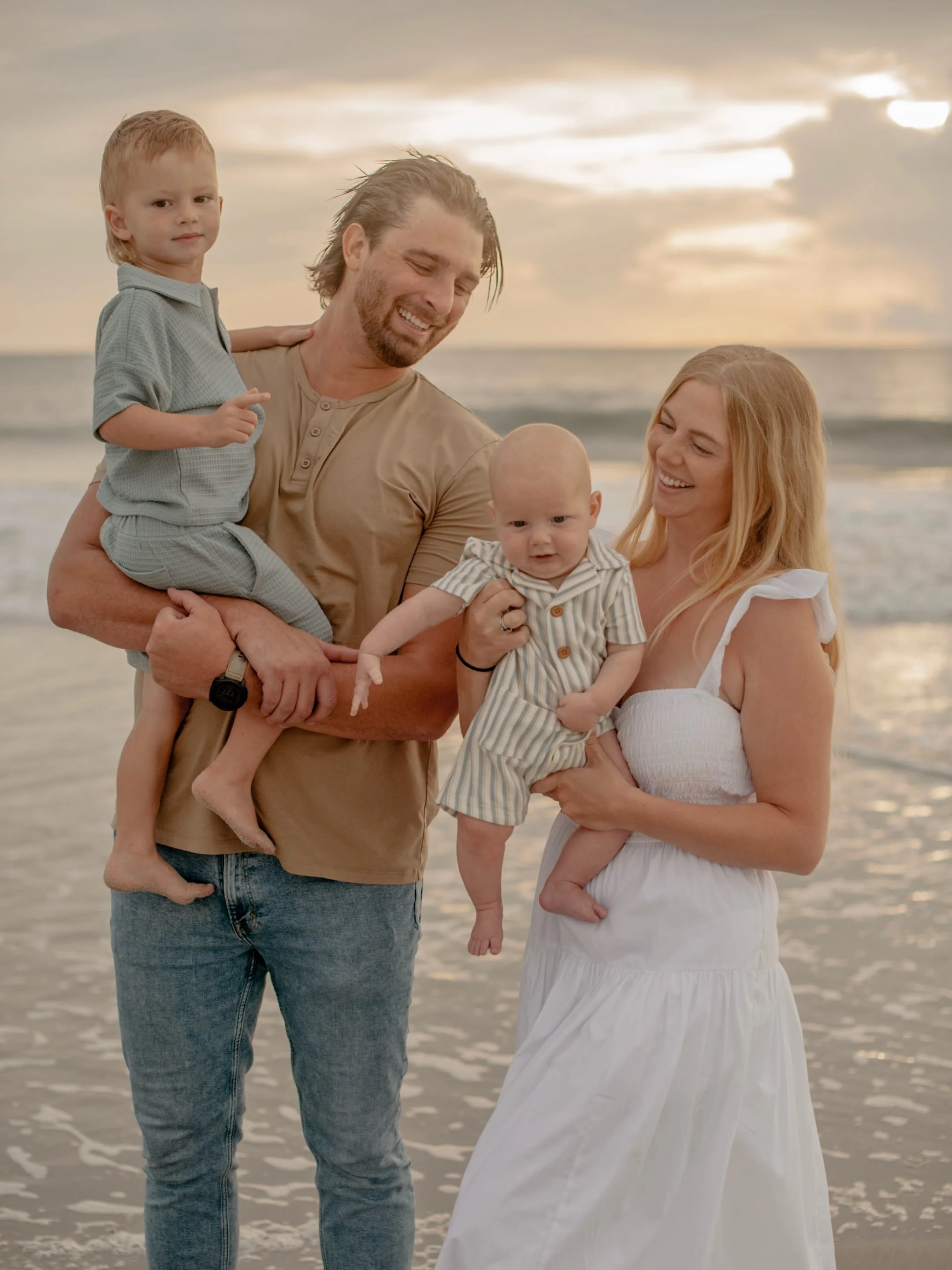 The McLean Family&mdash; this time welcoming Kip!

My second time photographing this crew &mdash; the first was exactly a year ago for their gender reveal, which feels crazy to think about! 🥹

These guys are the absolute sweetest, and it meant so mu