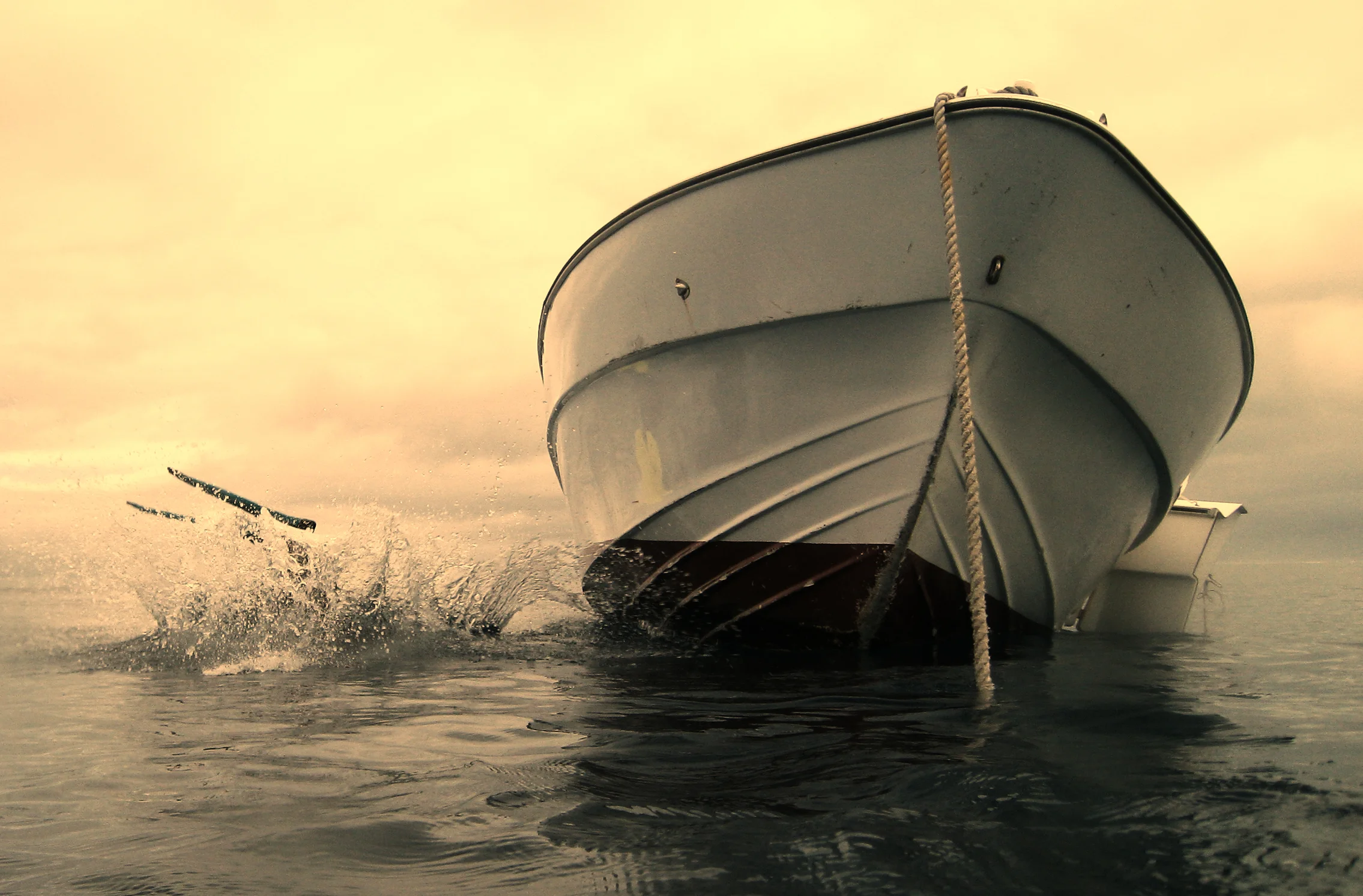 boat1.jpg