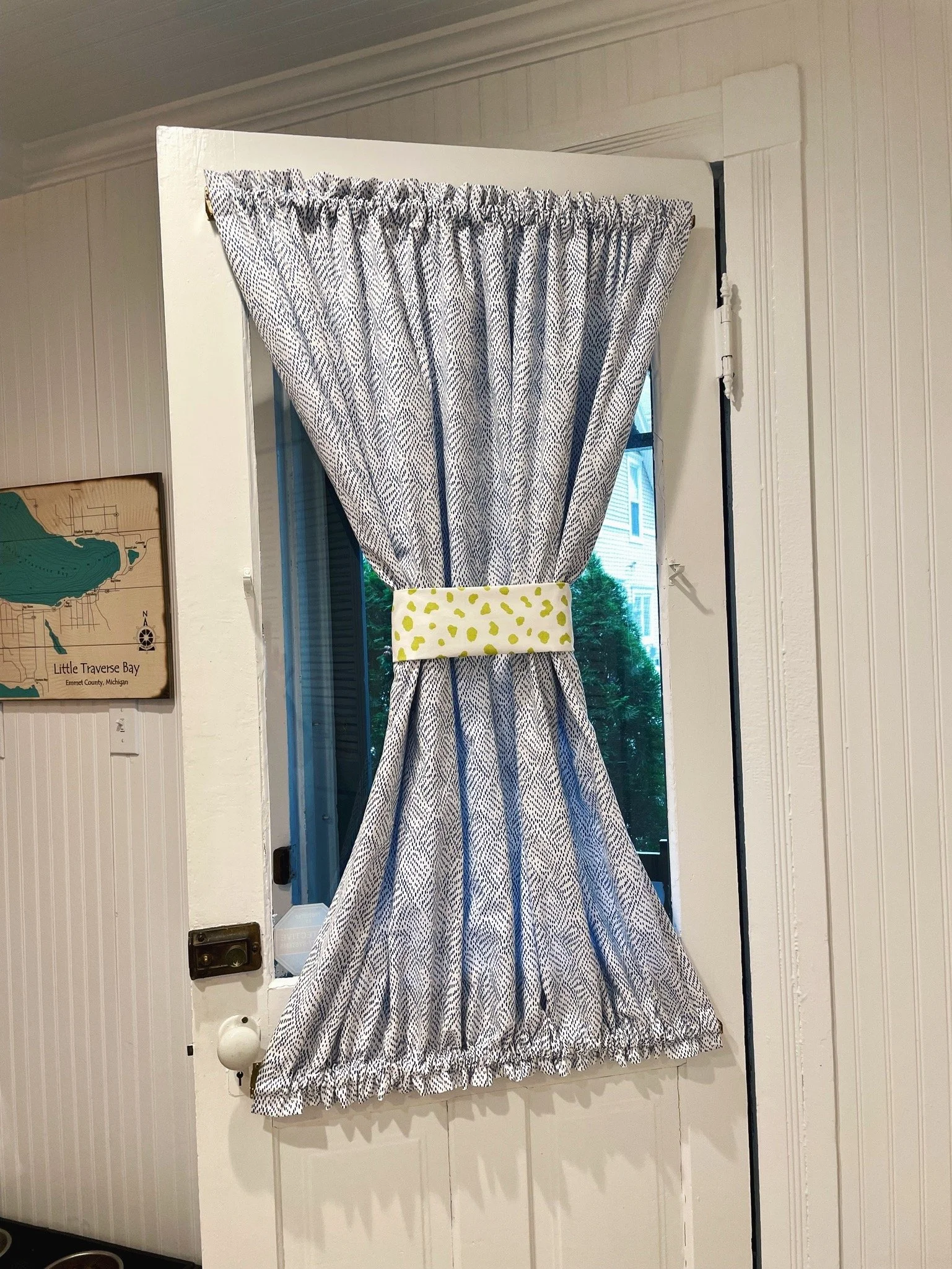 final davis window 1.JPG