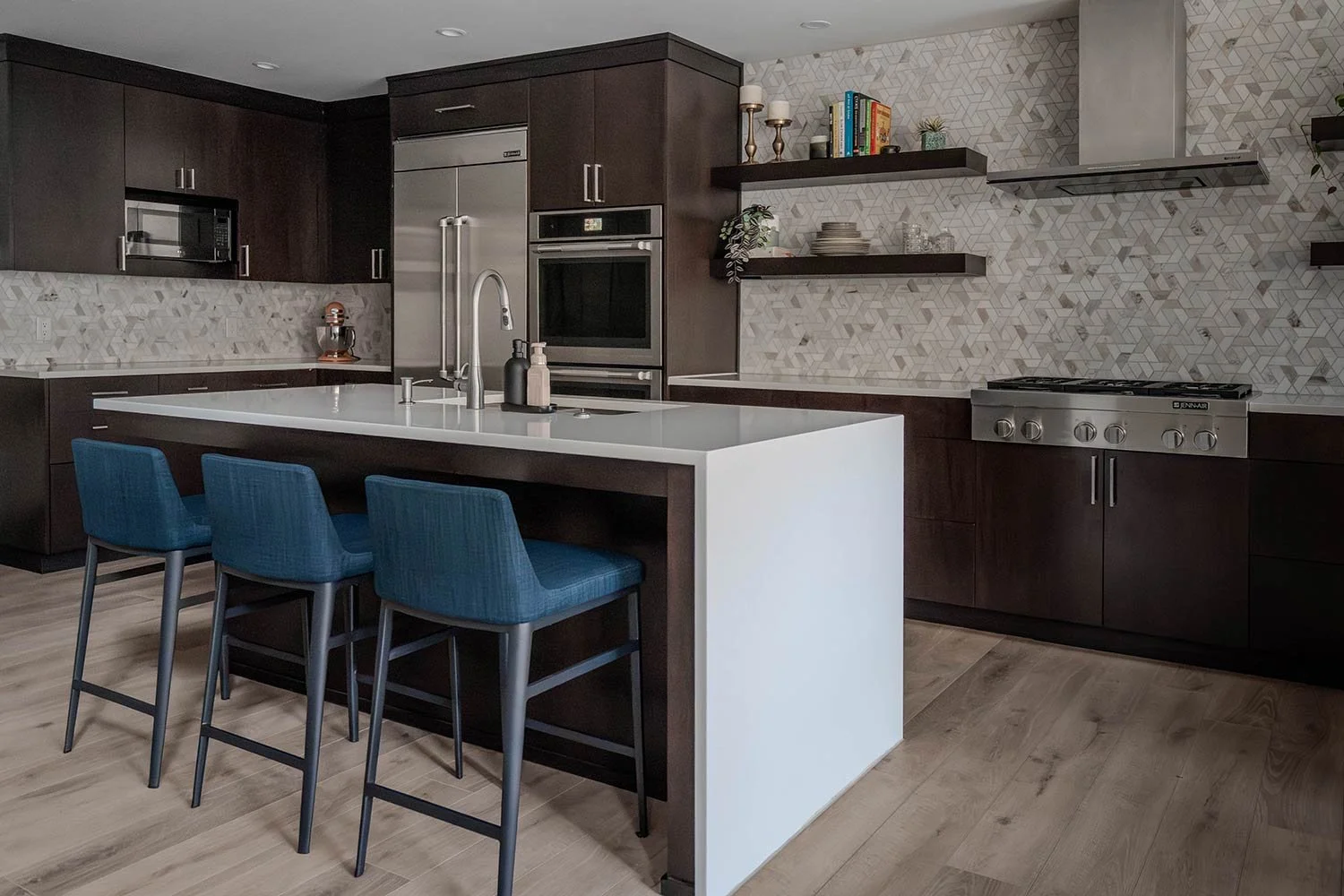 Modern kitchen design with unique mosaic tiles on backsplash
