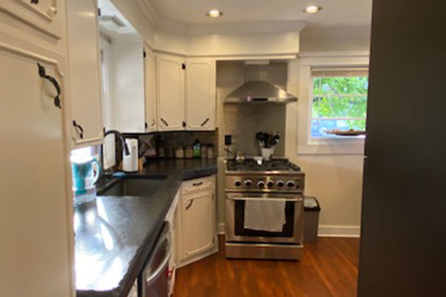 small-kitchen-before-design-ideas-vancouver-washington-interior-design.jpg