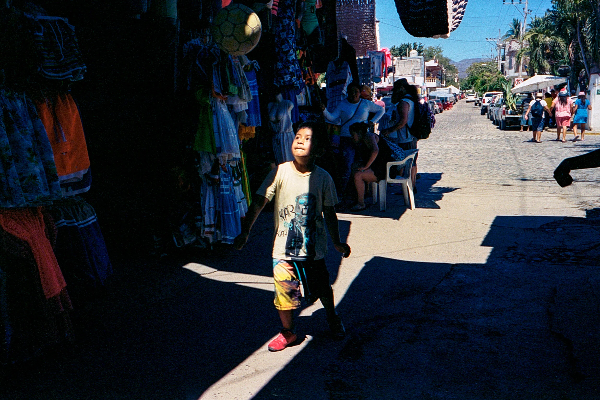 86-portra-400-leicam6-bucerias-mexico-april-1813-Edit-2.jpg