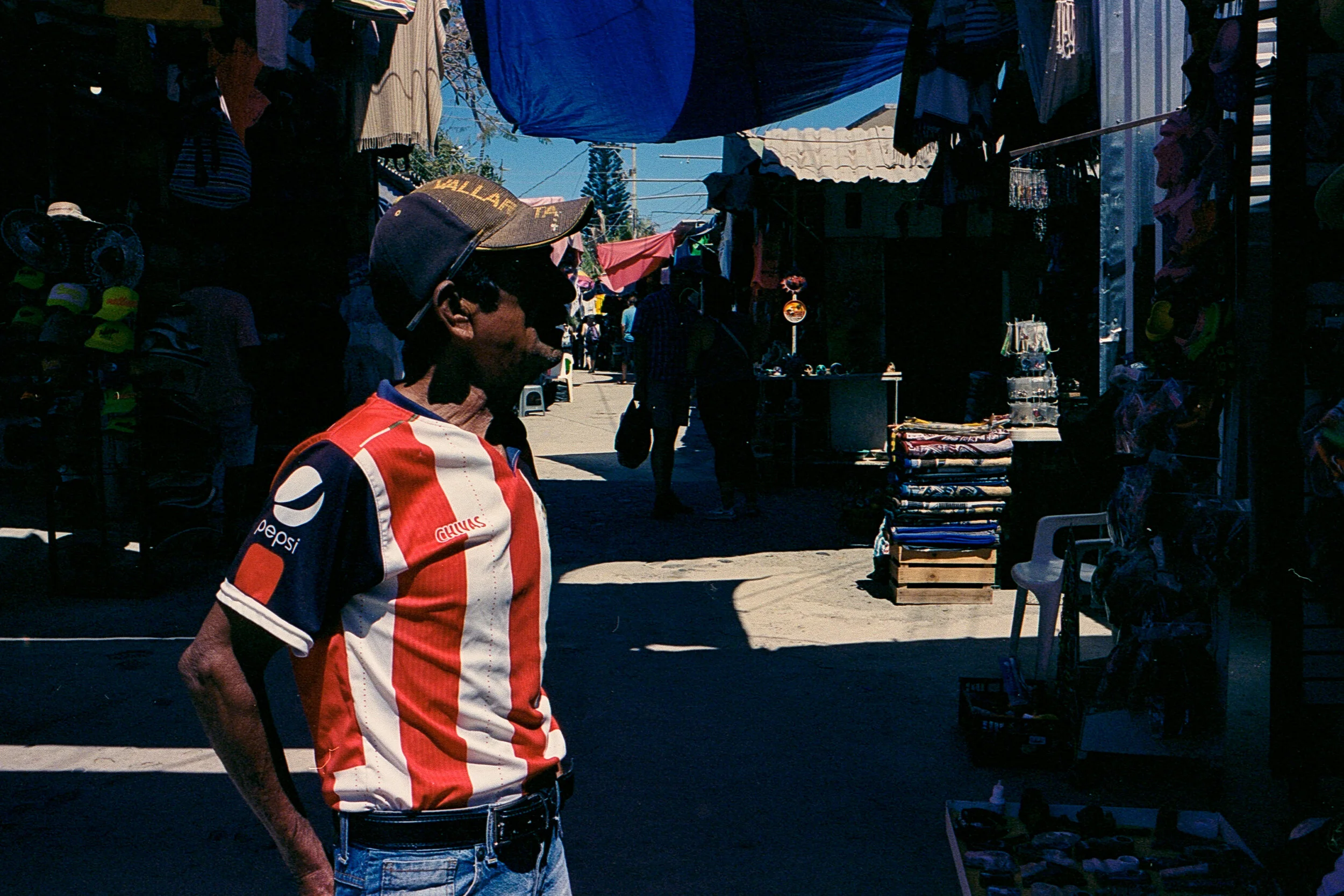 86-portra-400-leicam6-bucerias-mexico-april-1811.jpg