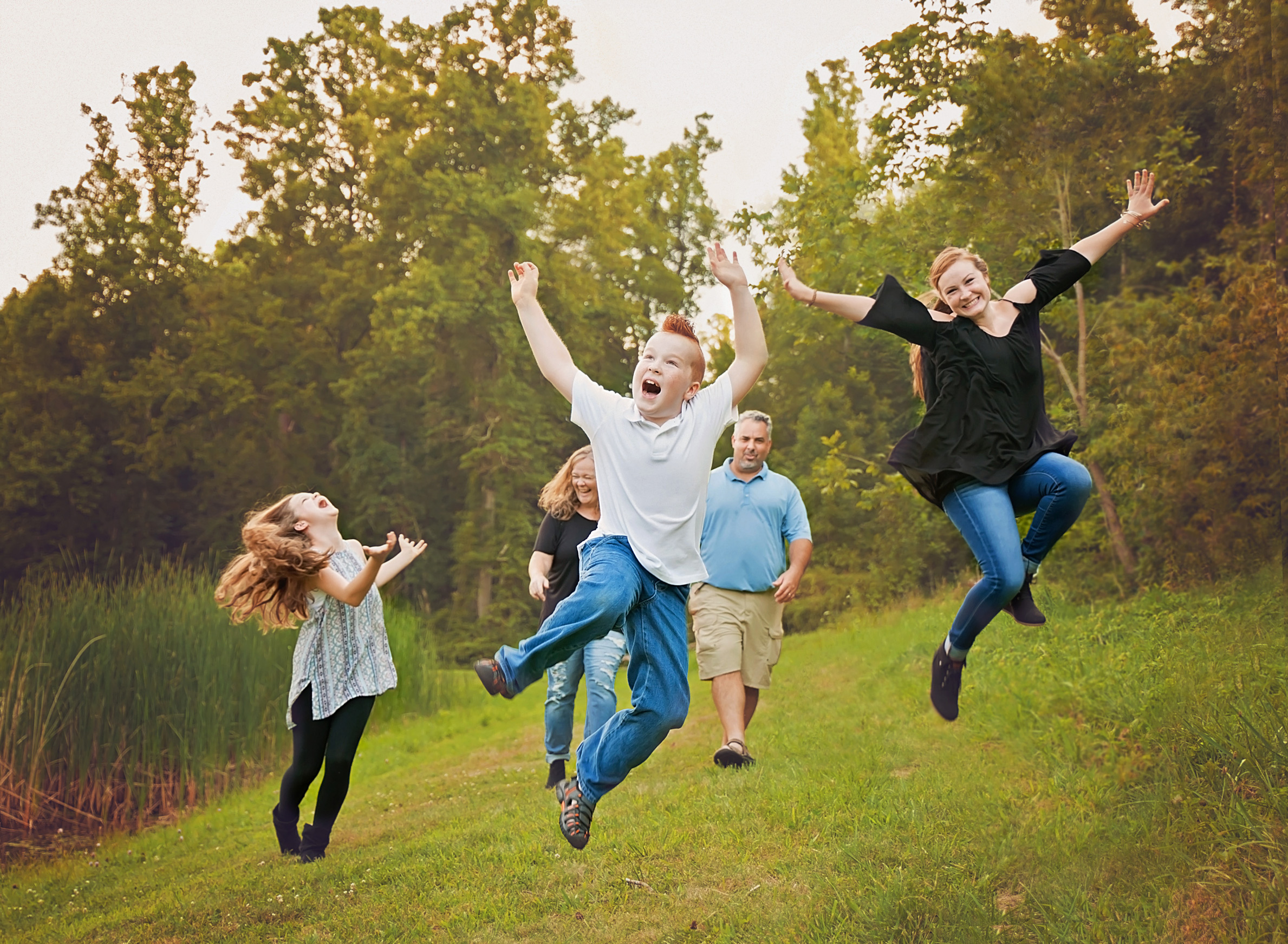 fun-family-photo-session-hocking-hills-ohio.jpg