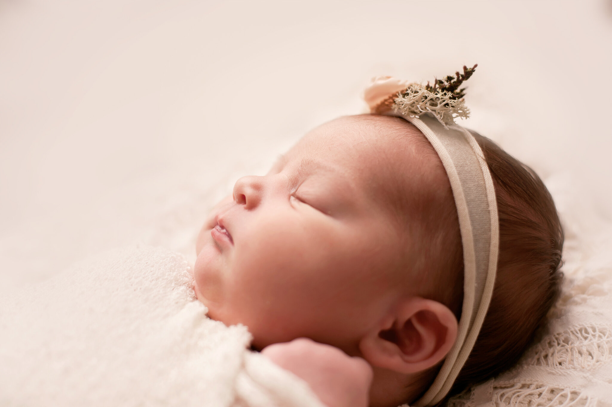 baby girl white lace newborn photo.jpg