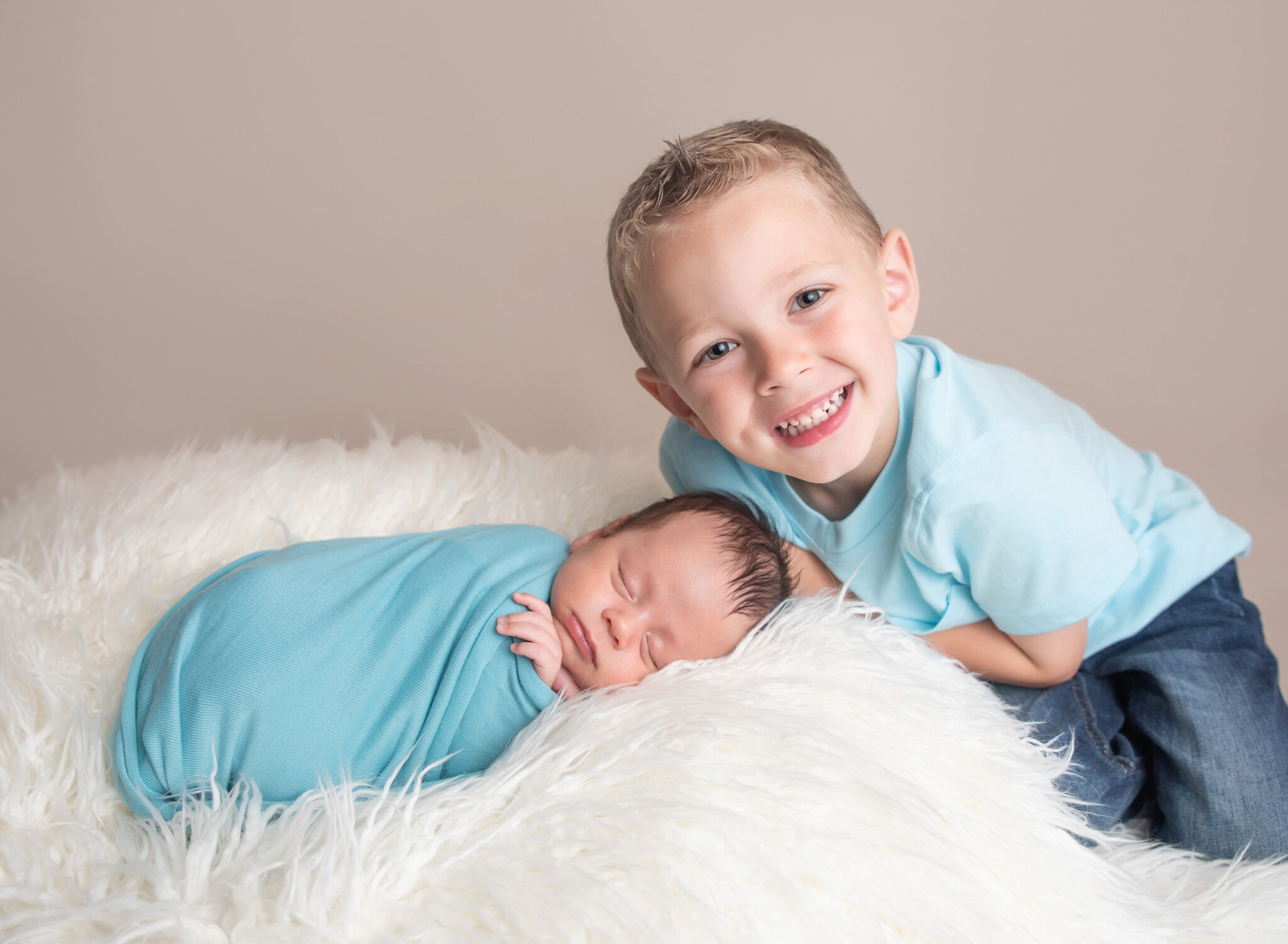 baby and brother photoshoot columbus.jpg