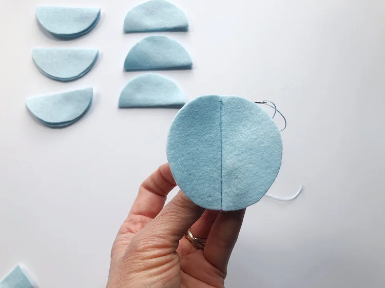 felt bunny place holder ornament