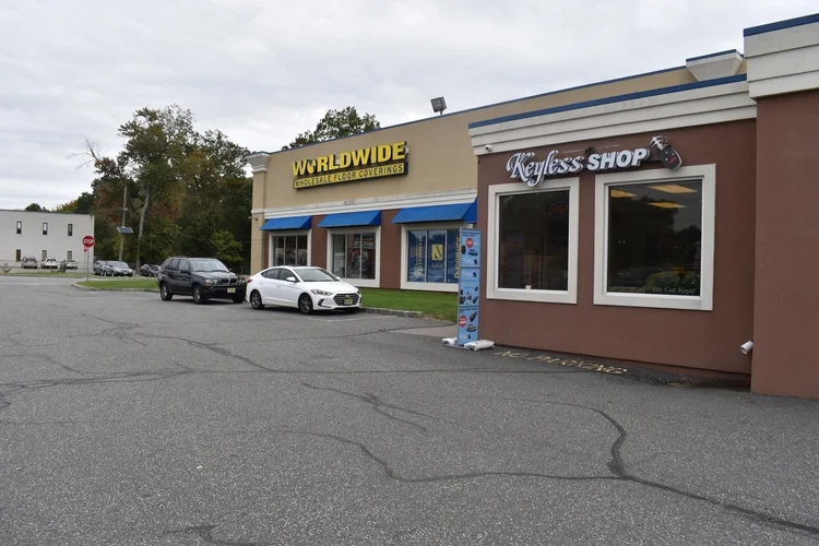 Fairfield Nj The Keyless Shop At Sears Car Keys Car Remotes