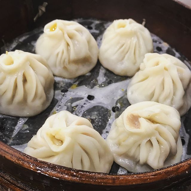 The first store to server soup dumplings 🥟 does have good dumplings! #dumplings #shanghai