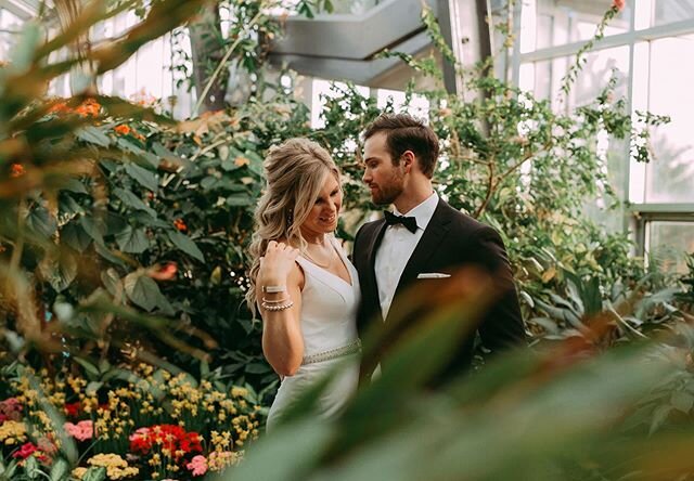On the blog, this beautiful @calgaryzoo wedding! 
Check it out, link in profile 😍😍