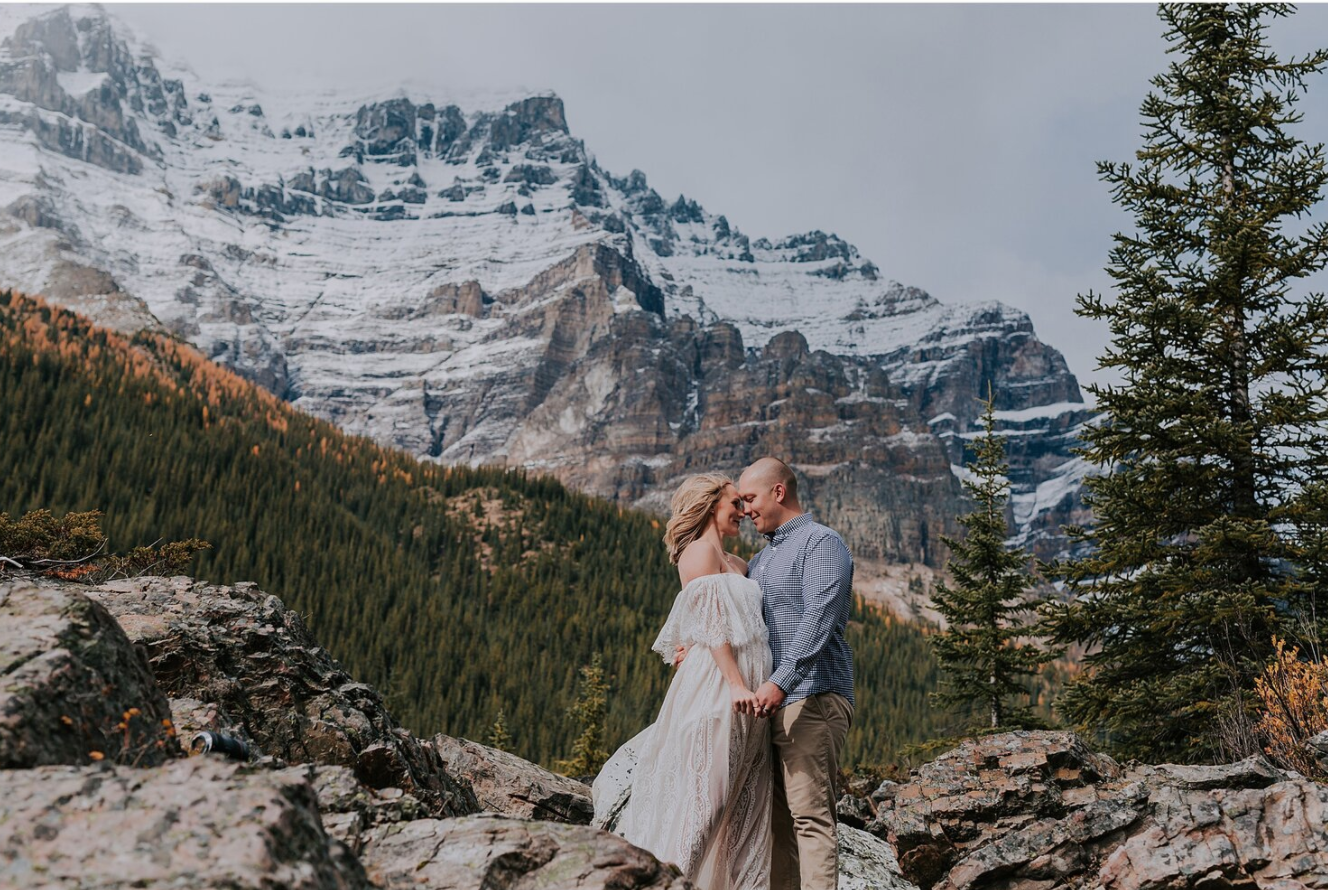 BRITTANY + AUSTIN | MORAINE LAKE MATERNITY SHOOT