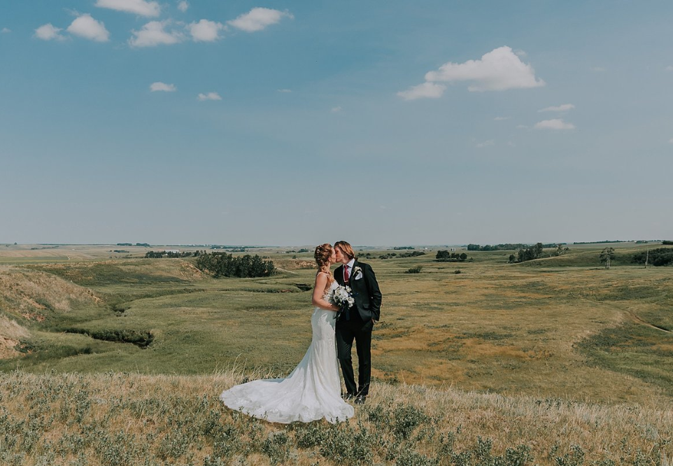 SHARI + MIKE | COUNTRY WEDDING