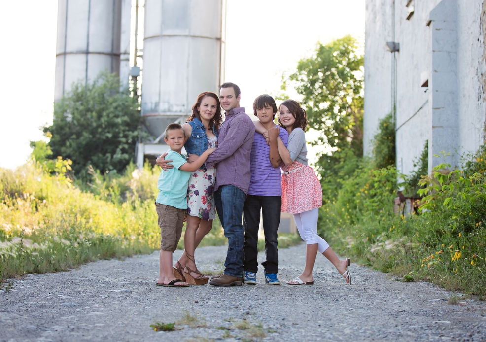 INGLEWOOD : TOTH FAMILY