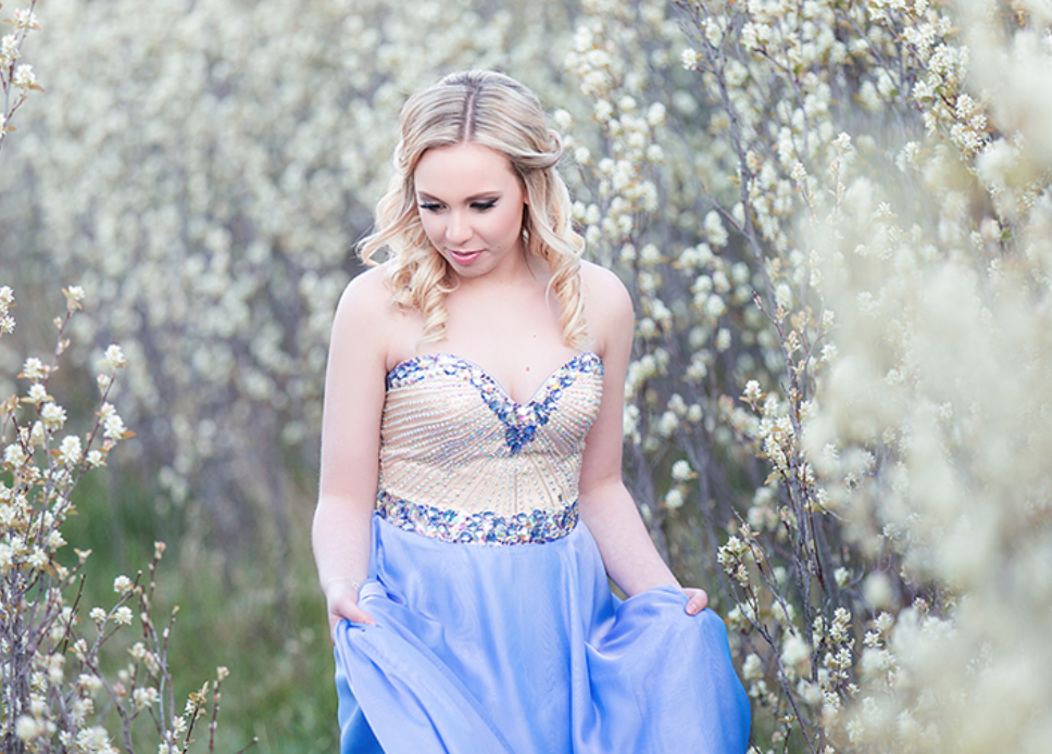 GRAD DRESS PHOTOSESSION