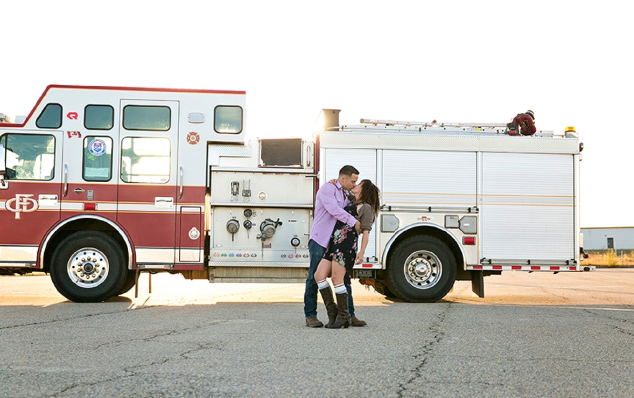 GEORDINA + BRYAN | CALGARY FIRE DEPARTMENT ESESSION