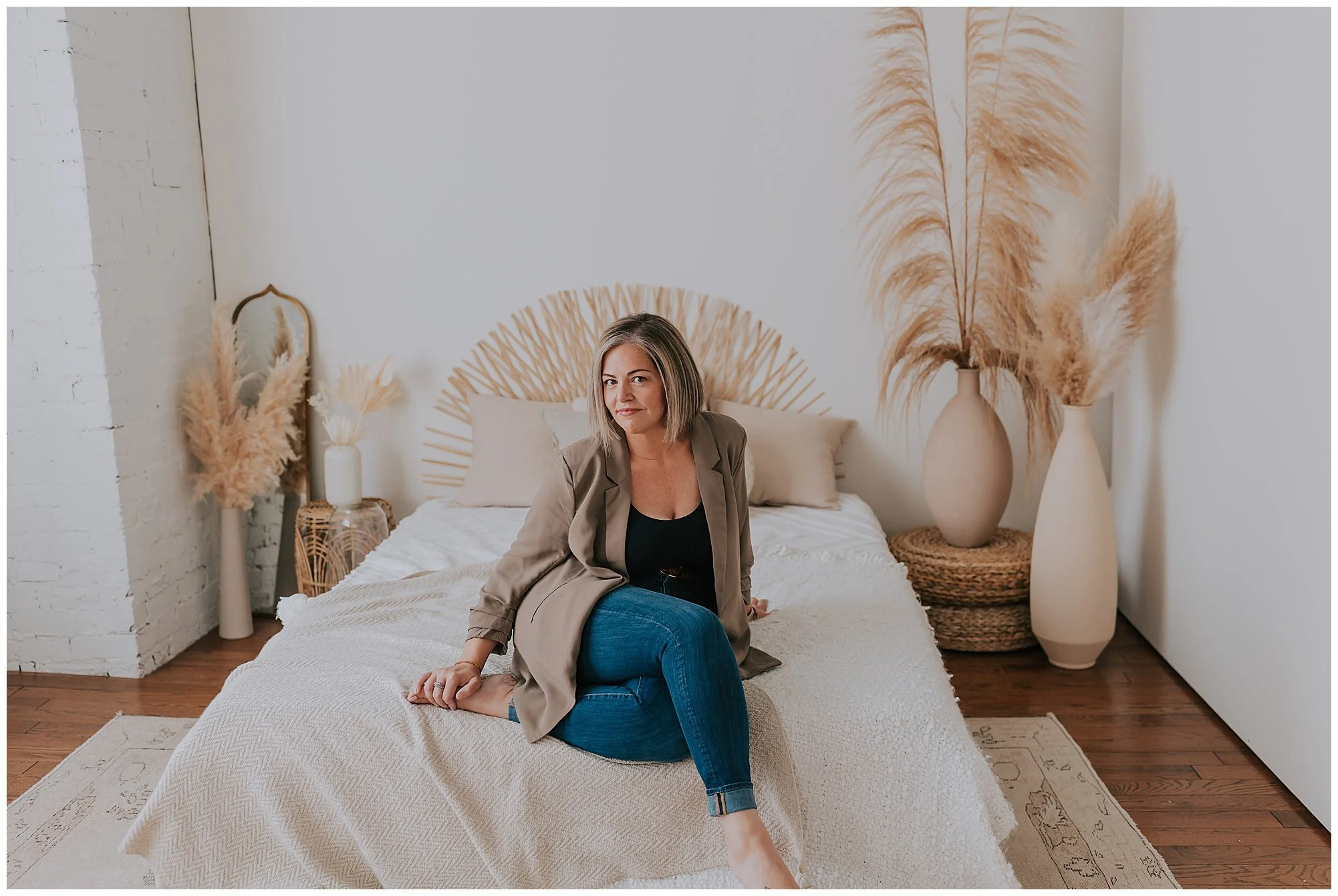 PORTRAIT PHOTOS | DOWNTOWN CALGARY STUDIO