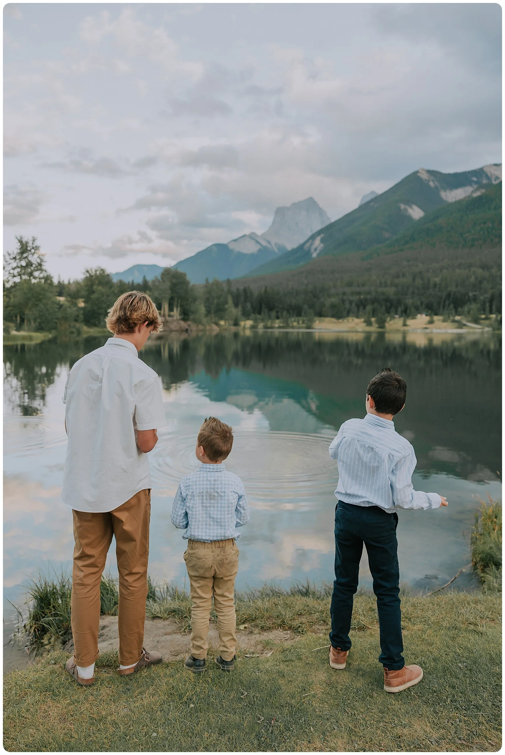 CANMORE EXTENDED FAMILY PHOTOS