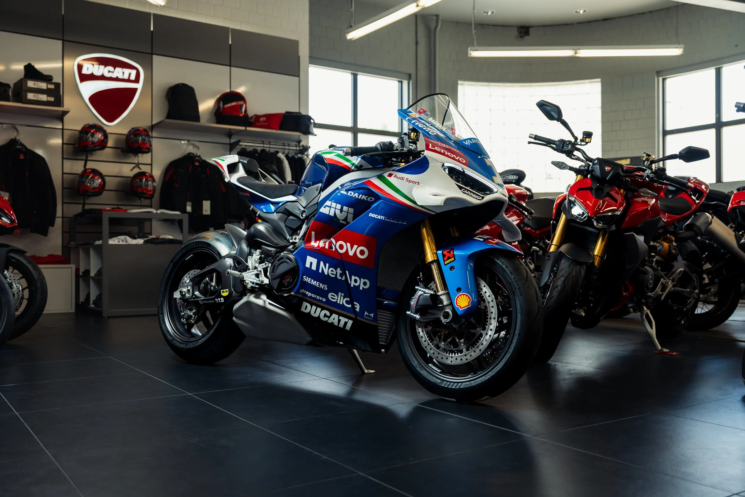Moto_PaniTricoloreItalia_Full-13.jpg