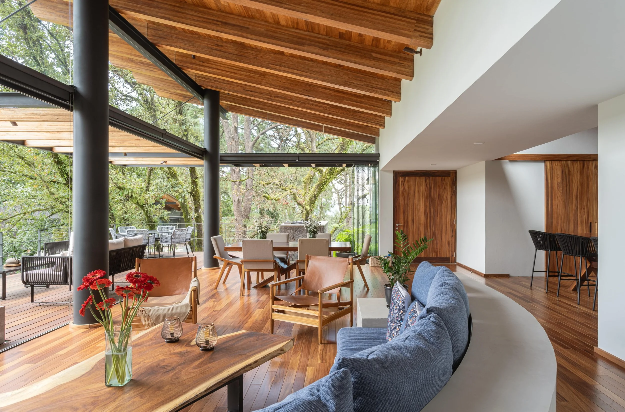 ZAR_AVANDARO 333_23-min.JPG