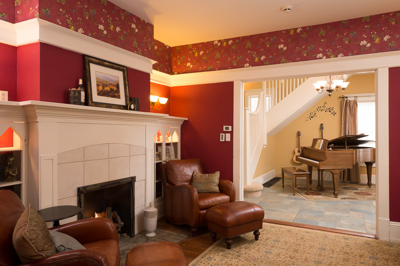Living room interior :: Illinois Home Photography, Michael Gowin, Lincoln, IL